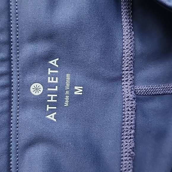 Athleta Capri Leggings Sz Medium - Picture 3 of 6